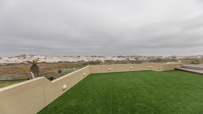 To Let 3 Bedroom Property for Rent in Van Riebeeckstrand Western Cape